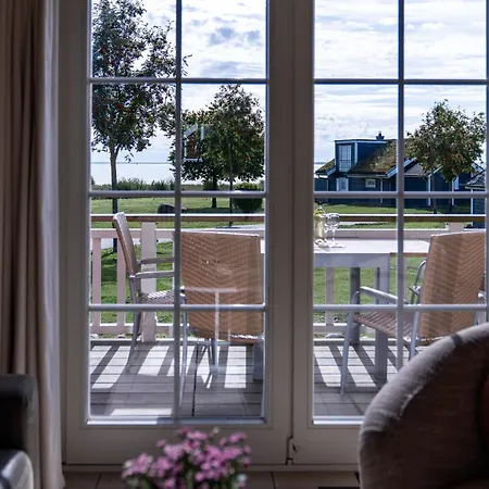 Semesterbostad Strandpark H092 